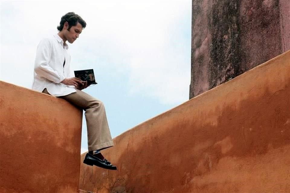 El cortometraje 'El color de la luz' se presentó este miércoles en el Instituto Cultural de México en Francia, como parte del coloquio de arquitectura mexicana 'México en la Ciudad de la Luz'.