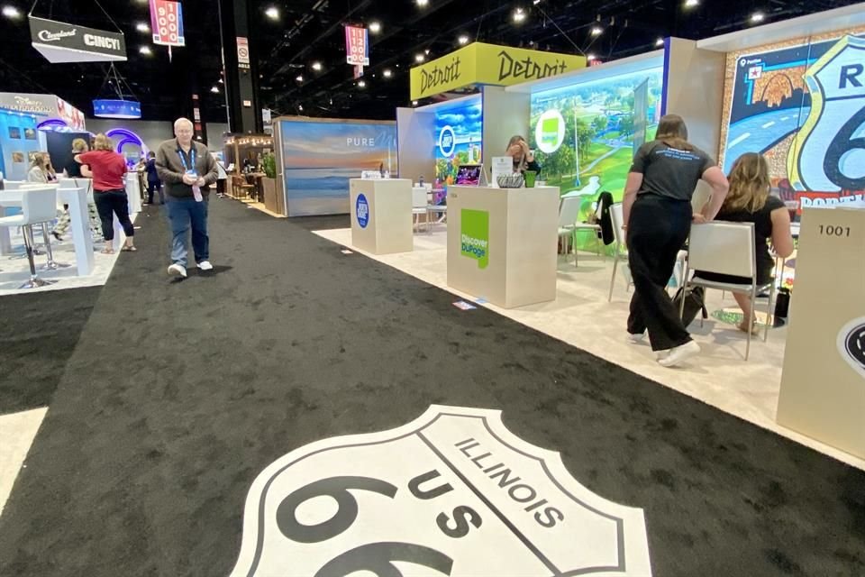 This year, some 5,000 delegates attended, including exhibitors, buyers, and journalists specializing in tourism.