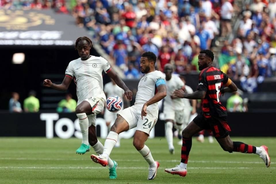 El Chelsea debe ganar su último partido de la fase de grupos para avanzar.