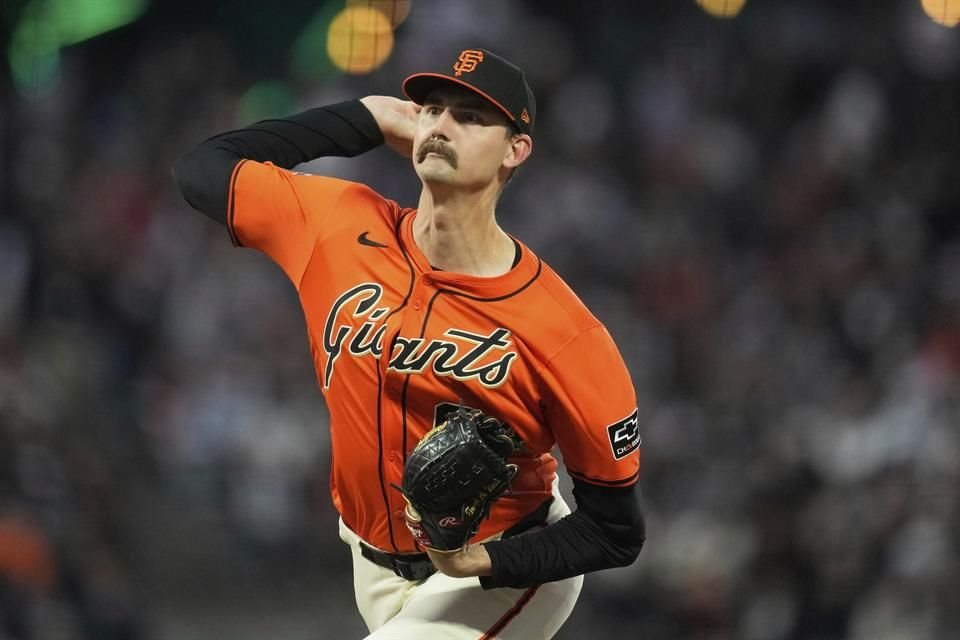 Grandes Ligas investigará las acusaciones de abuso e infidelidades que hizo la esposa del relevista Sean Hjelle, jugador de San Francisco.