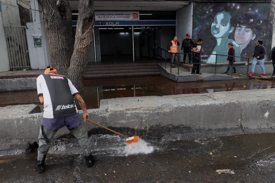 La línea fue habilitada para que ciudadanos puedan reportar cualquier tipo de afectación en el suministro, desde fugas y suspensión en el servicio, hasta encharcamientos.