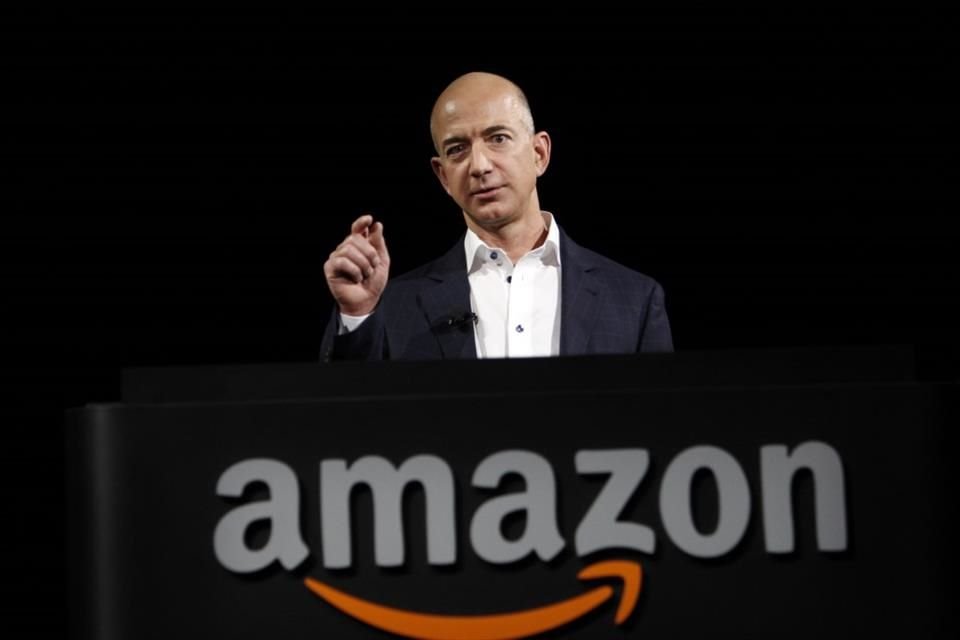 La lista de invitados a la boda de Jeff Bezos y Lauren Sánchez incluyen nombres como Katy Perry, Orlando Bloom y Kim Kardashian.
