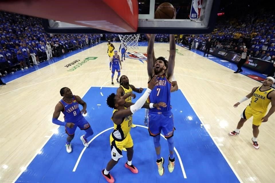 Oklahoma City Thunder conquistó este domingo su primer título de la NBA al vencer 103-91 a Indiana Pacers.