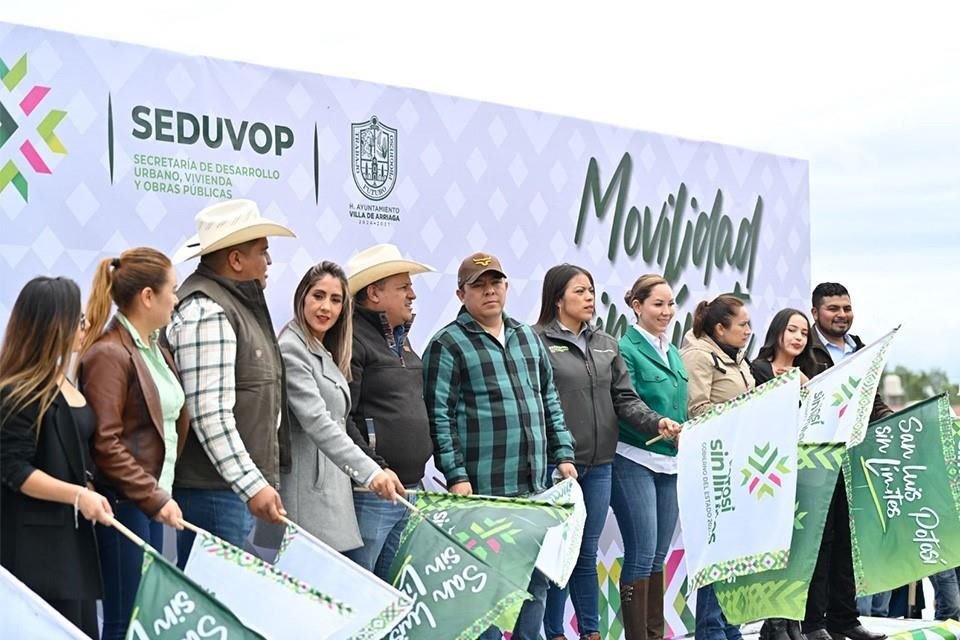 Apoya Ricardo Gallardo a población de San Luis Potosí