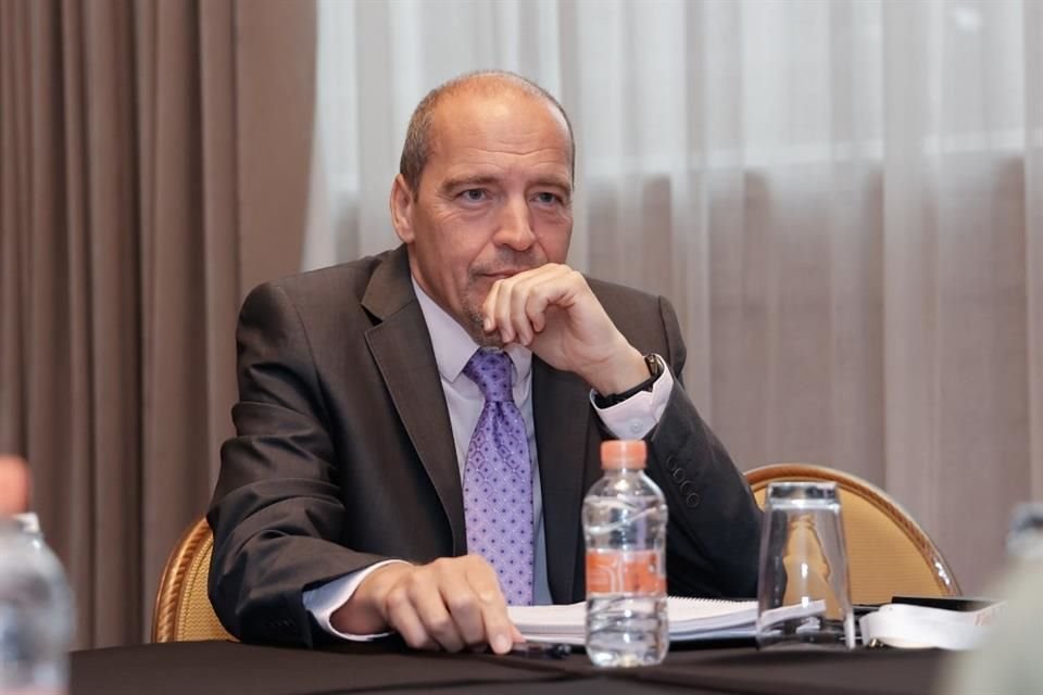 Para Linnell, uno de los principales riesgos que conlleva toda esta incertidumbre son los movimientos en las tasas de interés, es decir, el costo de los préstamos.