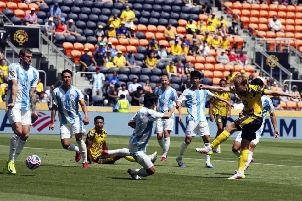 El Dortmund espera rival.