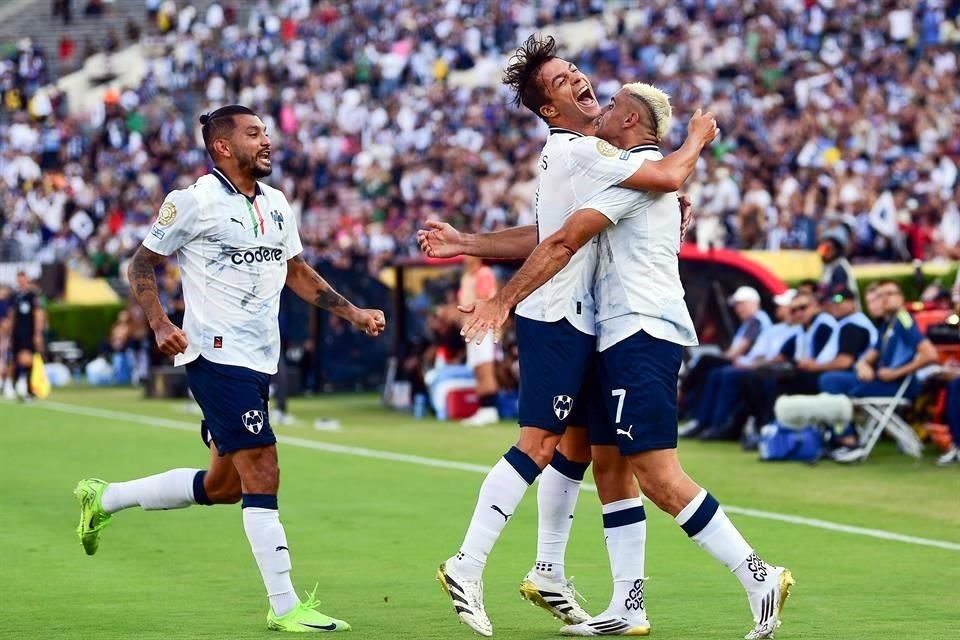 Monterrey fue muy superior al equipo japonés y definió todo en el primer tiempo.