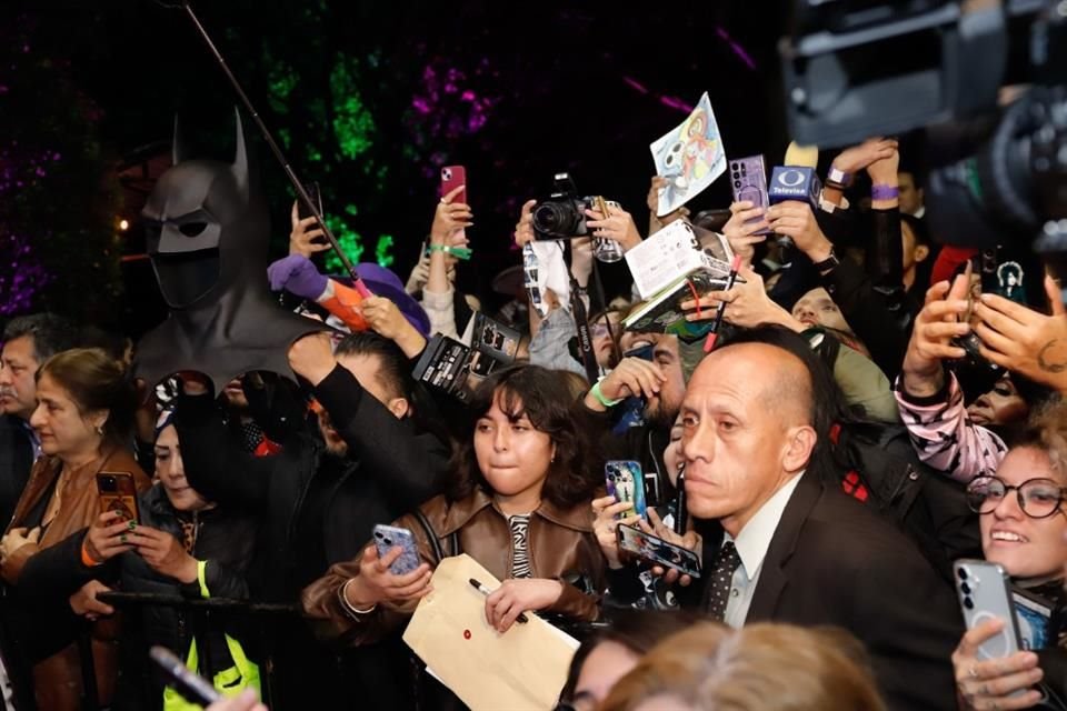Los fans crearon un caos con tal de ver a su ídolo.