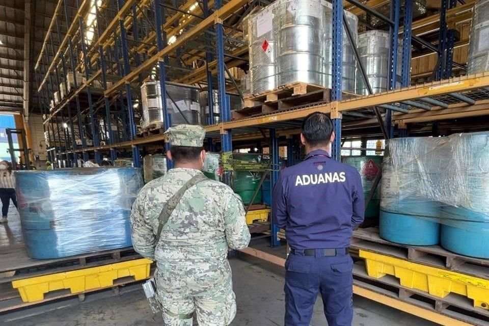 La Marina indicó que actualmente la aduana del puerto de Manzanillo se encuentra operando con 'normalidad y eficiencia'.