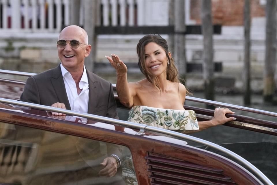 Bezos y Sánchez decidieron ser discretos con su boda legal en EU, ocurrida hace unas cuatro semanas.