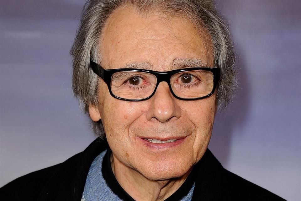 A Schifrin, considerado por muchos como un músico vanguardista y adelantado a su tiempo, le sobreviven su esposa Donna, tres hijos y cuatro nietos.
