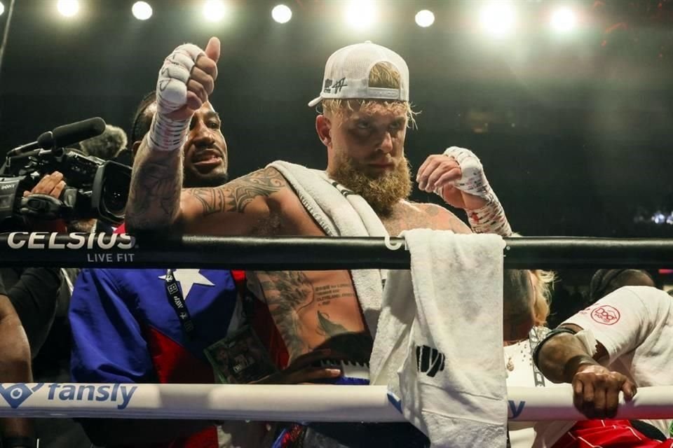 Jake Paul fue el ganador y sigue retando al Canelo.