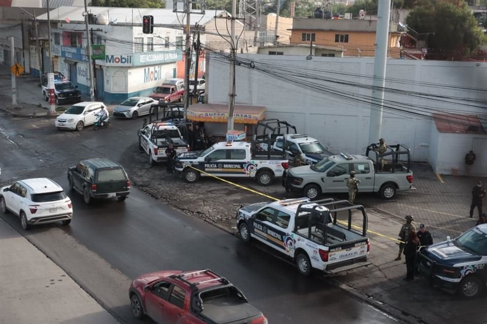 La cabeza cercenada de un hombre fue abandonada junto a un puesto de tortas.