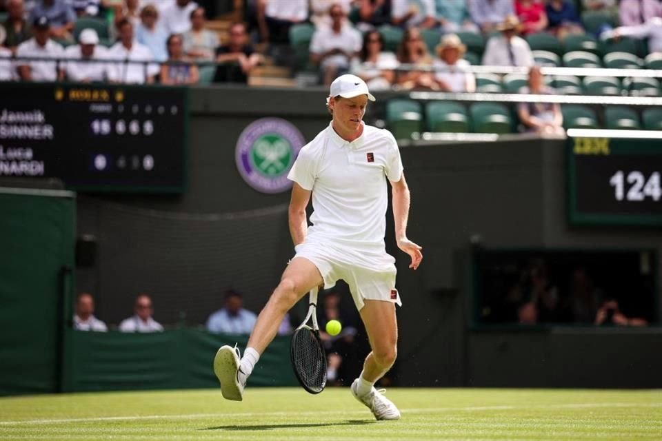 Jannik Sinner está en la siguiente ronda.