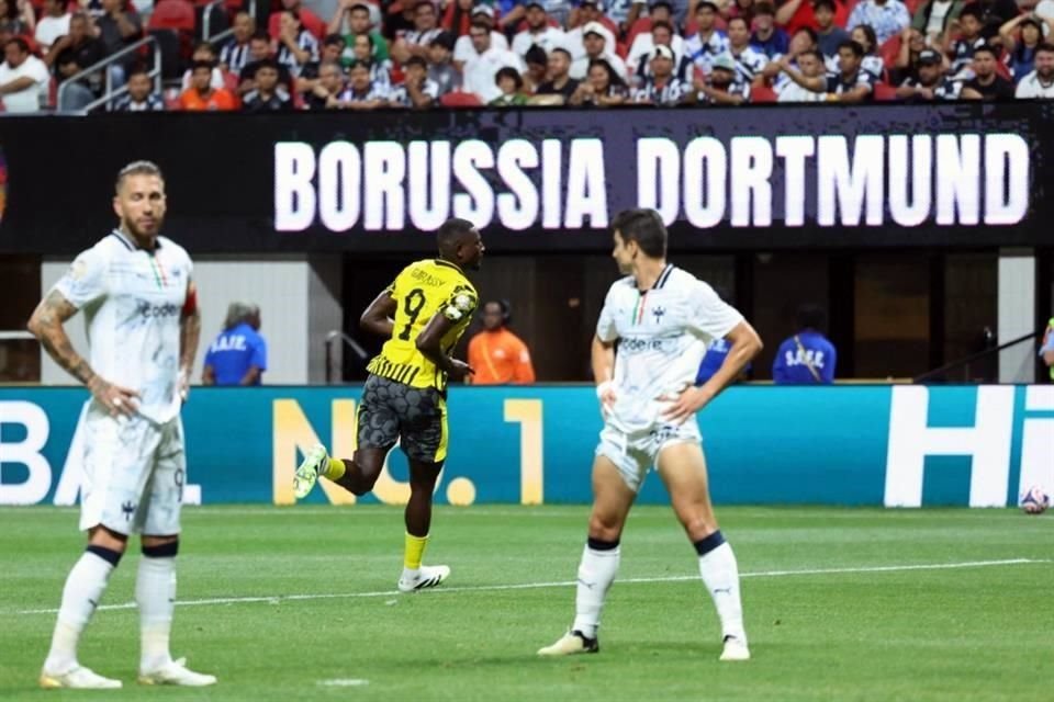 Serhou Guirassy anotó un doblete en la primera parte para guiar a su equipo a la victoria.