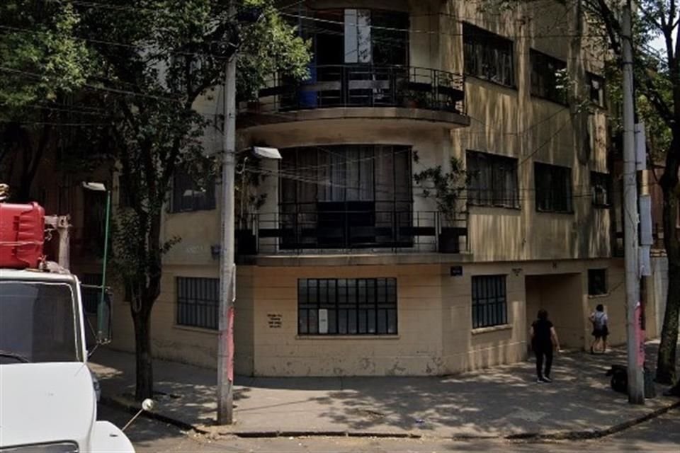 Para la especialista, el fenómeno donde personas extranjeras radican en las principales zonas céntricas trajo mejoras en infraestructura y servicios, pero también un incremento en el costo de vida que afecta a los residentes históricos.