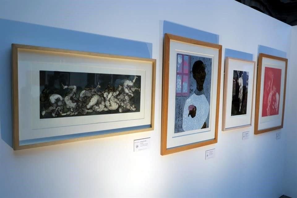 Exhibidas en el patio del Museo de Arte de la SHCP, acompañaron la charla obras de algunos de los artistas retratados en el libro.