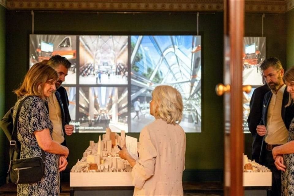 Los asistentes pueden conocer de cerca los proyectos que Rogers y socios han desarrollado en varias décadas.