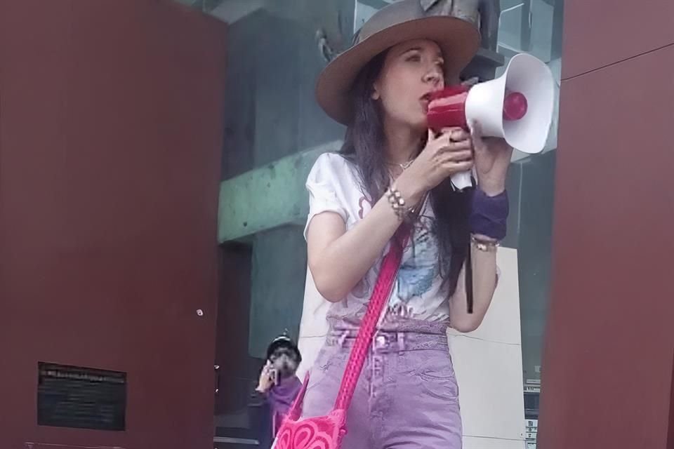 Gabriela Pablos en una protesta contra la violencia vicaria.