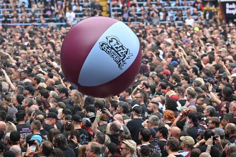 Miles de fans vibraron en Birmingham con el último concierto de Ozzy Osbourne y Black Sabbath, celebrando el legado del heavy metal.