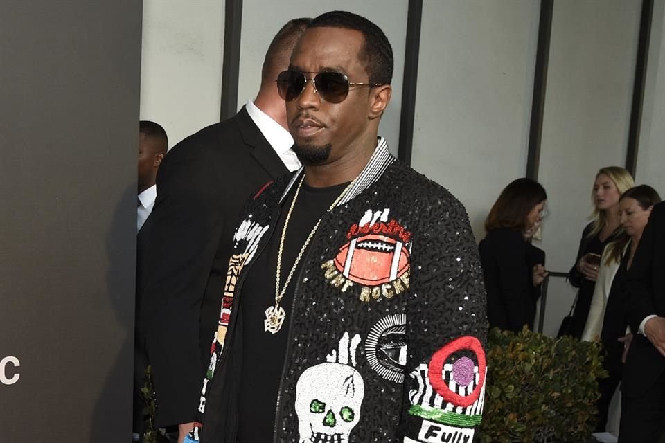 Según el abogado de Sean 'Diddy' Combs, los reos de la cárcel donde está prisionero el rapero lo ovacionaron tras su victoria jurídica.