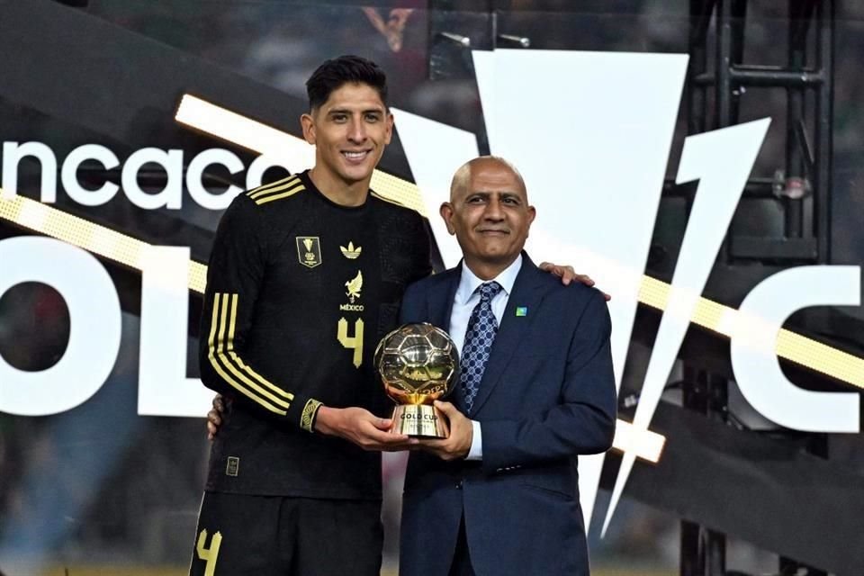 Edson Álvarez fue nombrado el Mejor Jugador de la Copa Oro 2025.