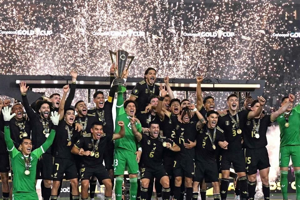 México logró el bicampeonato de la Copa Oro y su título 13 en la historia de la competición.