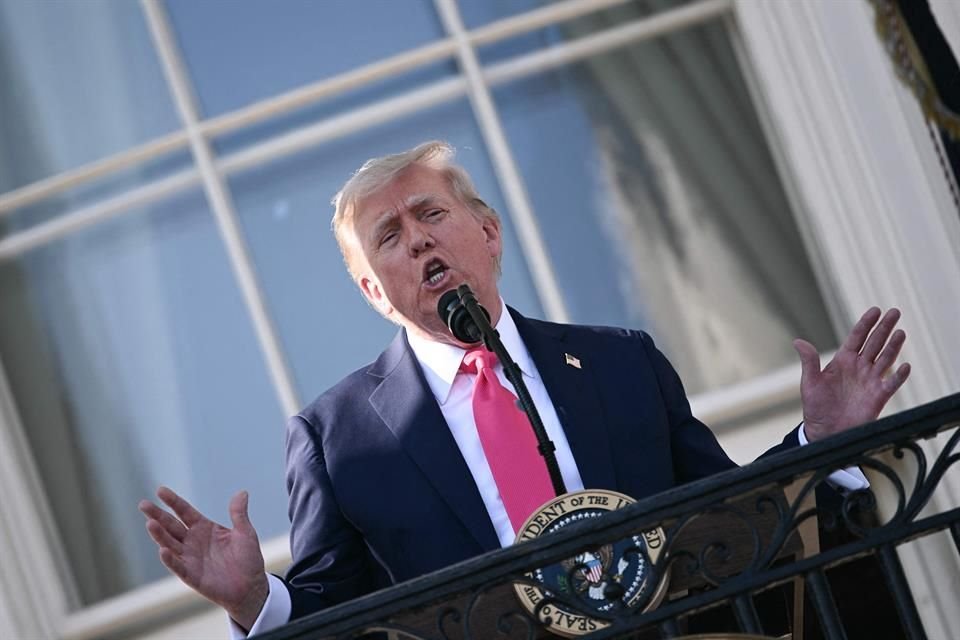 Donald Trump, informó, a través de una carta, que implementará aranceles del 30% a la Unión Europea, después de semanas de negociaciones.