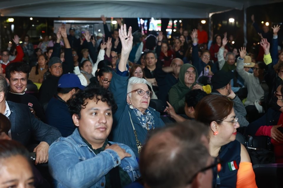 se convocó a una asamblea entre habitantes de Roma