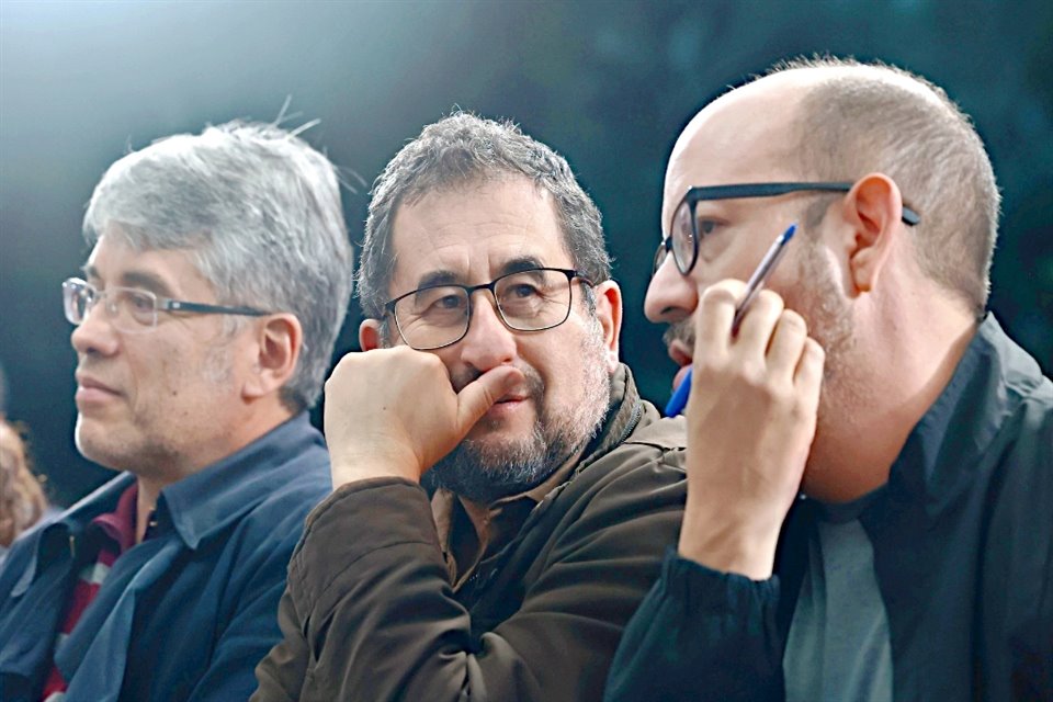 César Cravioto estuvo presente en la asamblea.