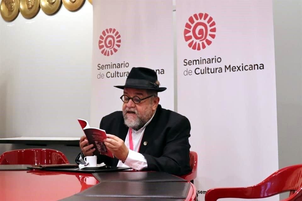 El poeta y pintor tabasqueño Francisco Magaña ganó el Premio Internacional de Poesía Jaime Sabines / Gatien Lapointe.