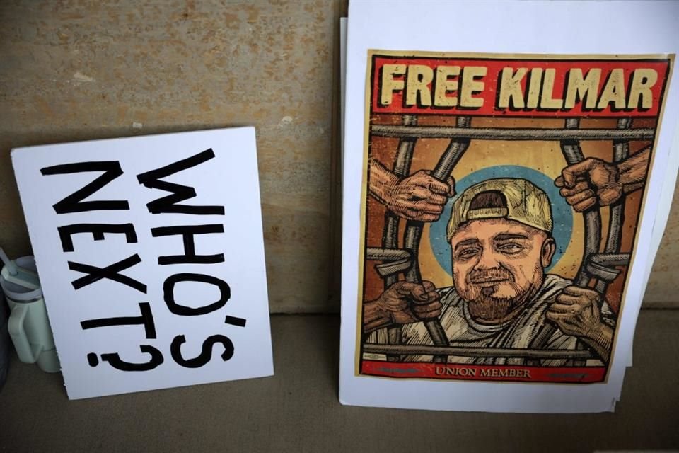 Carteles que piden la liberación de Kilmar Ábrego García, el 10 de julio del 2025, en Maryland.