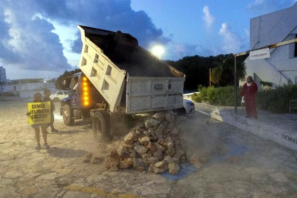 La Secretaría de Medio Ambiente y Recursos Naturales (Semarnat) negó la autorización para el banco de materiales propuesto por Cemex en Tulum, Quintana Roo.