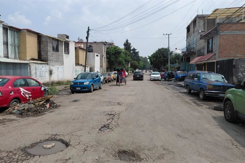La Calle 53 quedó anegada tras el fallo de un cárcamo de bombeo.