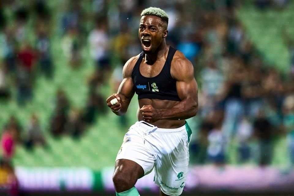 Cristian Dájome selló el partido en los últimos minutos al aprovechar los espacios de la defensa auriazul.