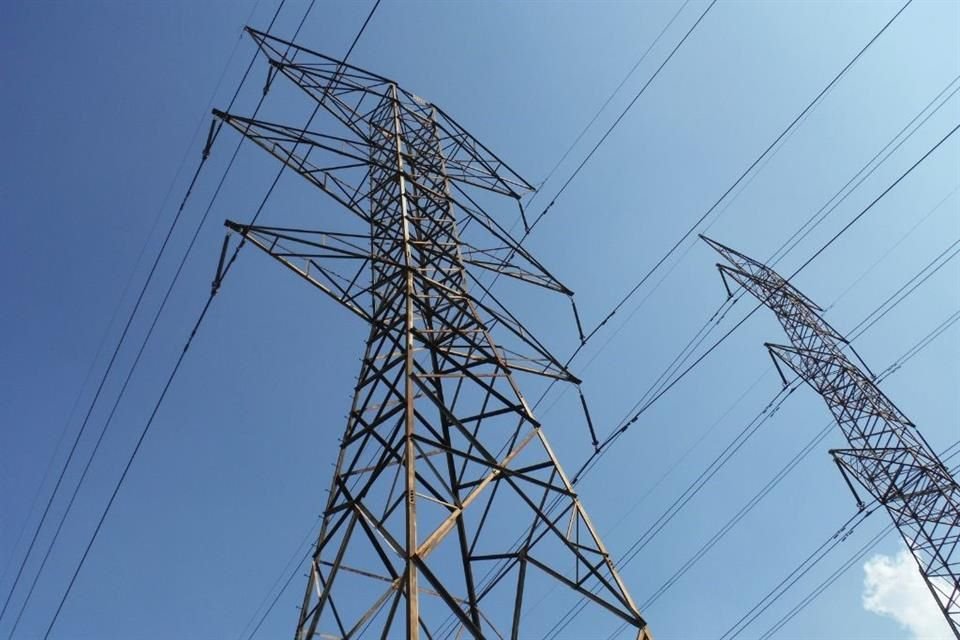 En lo que va del año, más de 33 mil usuarios industriales de CFE resultaron afectados por apagones, de acuerdo con la empresa Energía Real.