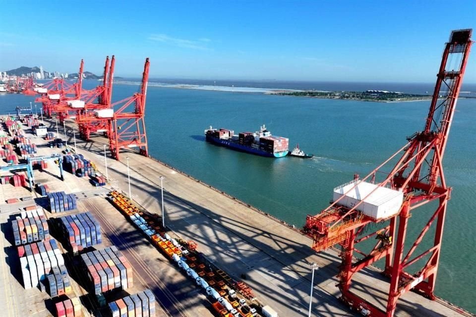 El gigante asiático vendió bienes valorados en 38 mil 200 millones de dólares al país norteamericano en junio.