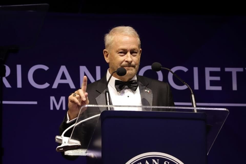 El Embajador de Estados Unidos en México, Ronald Johnson, durante la recepción el pasado sábado.