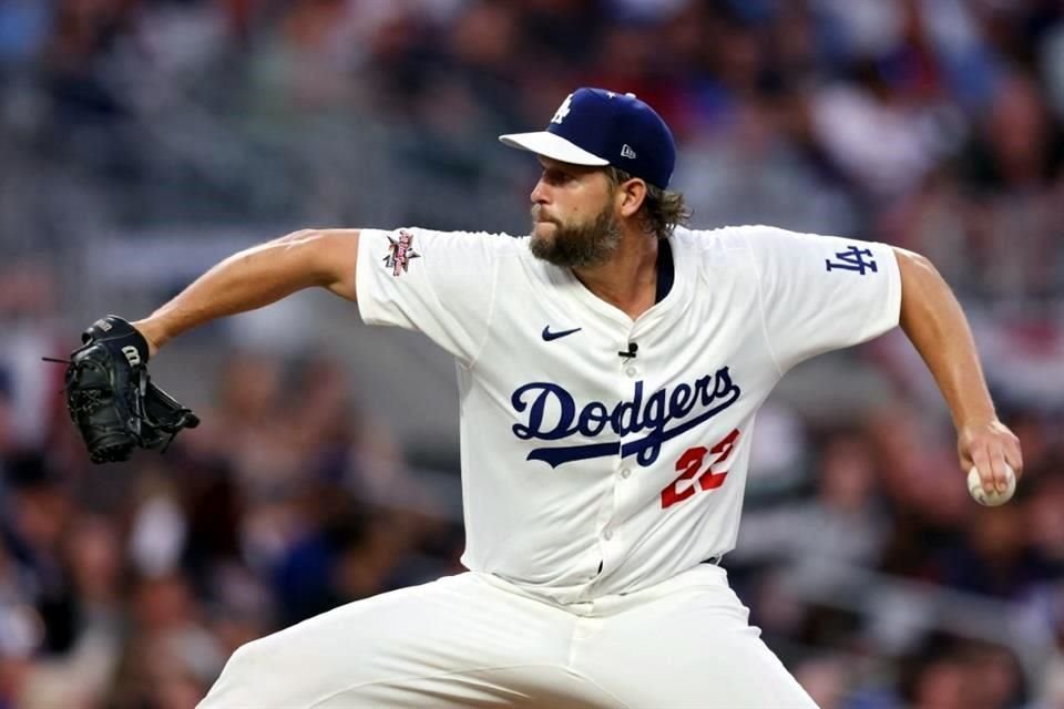 Clayton Kershaw, quien se unió recientemente al club de los 3 mil ponches, lanzó dos tercios y ponchó a un rival en Atlanta.
