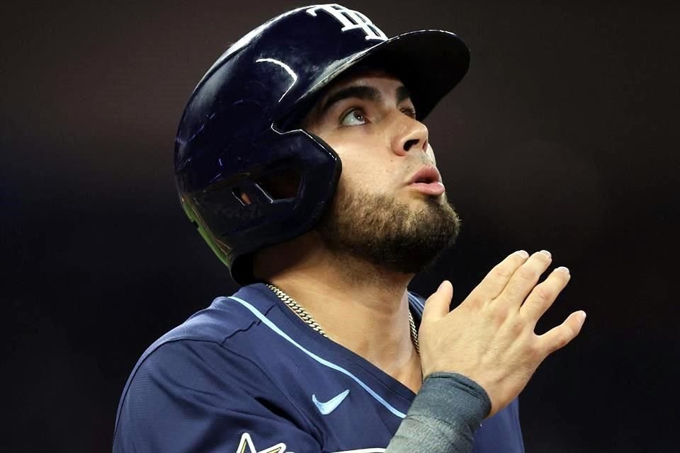Jonathan Aranda recibió base por bolas en su primera aparición al bat en el Juego de Estrellas en Atlanta.