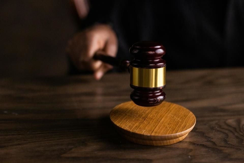 Diecisiete jueces de tribunales de migración han sido despedidos en los últimos días, según el sindicato que los representa.