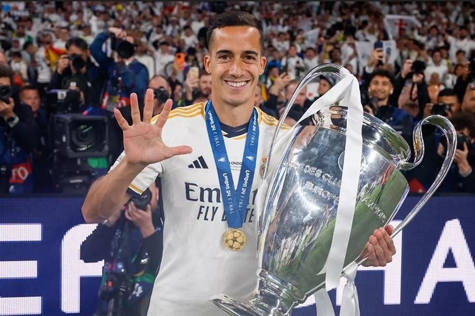 Luego de conseguir 23 títulos en 10 años, incluidas cinco Champions League, Lucas Vázquez se despidió del Real Madrid.