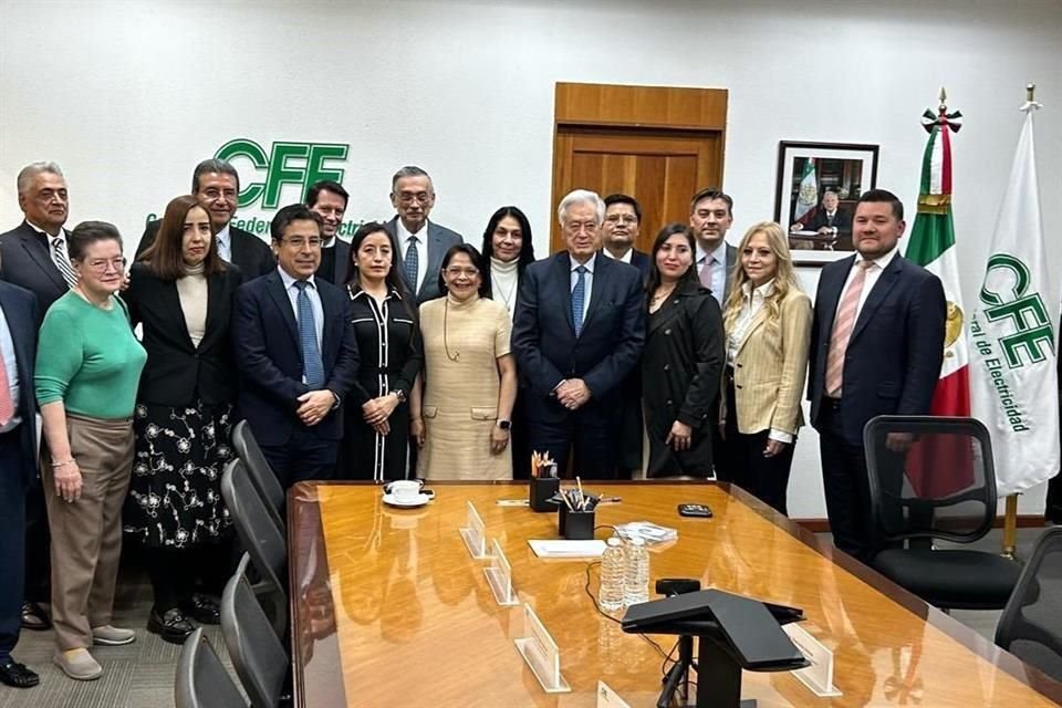 El 30 de septiembre de 2024, el entonces director de la CFE se despidió de sus colaboradores.