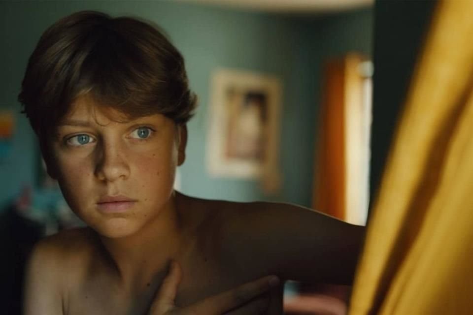 Como en toda historia protagonizada por niños de esta edad, hay algo de bullying, pleitos entre hermanos, discusiones con los padres.