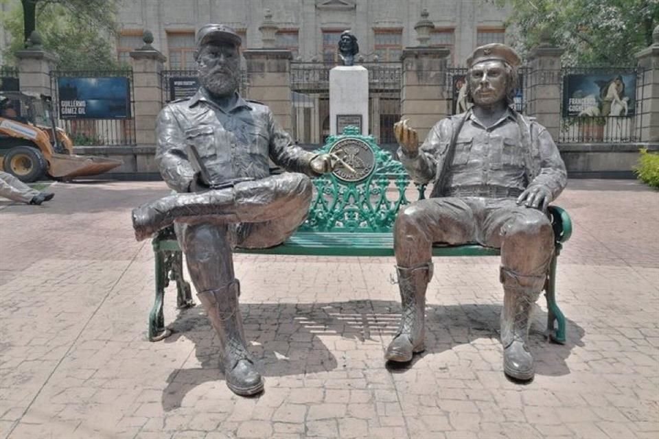 El llamado 'Monumento Encuentro' había sido vandalizado en diversas ocasiones, con pintura roja y blanca desde 2021.