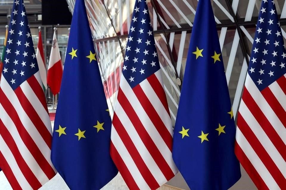 El Presidente de Estados Unidos Trump ha intensificado sus exigencias a la UE tras semanas de negociaciones sobre un posible acuerdo marco, informó el FT.