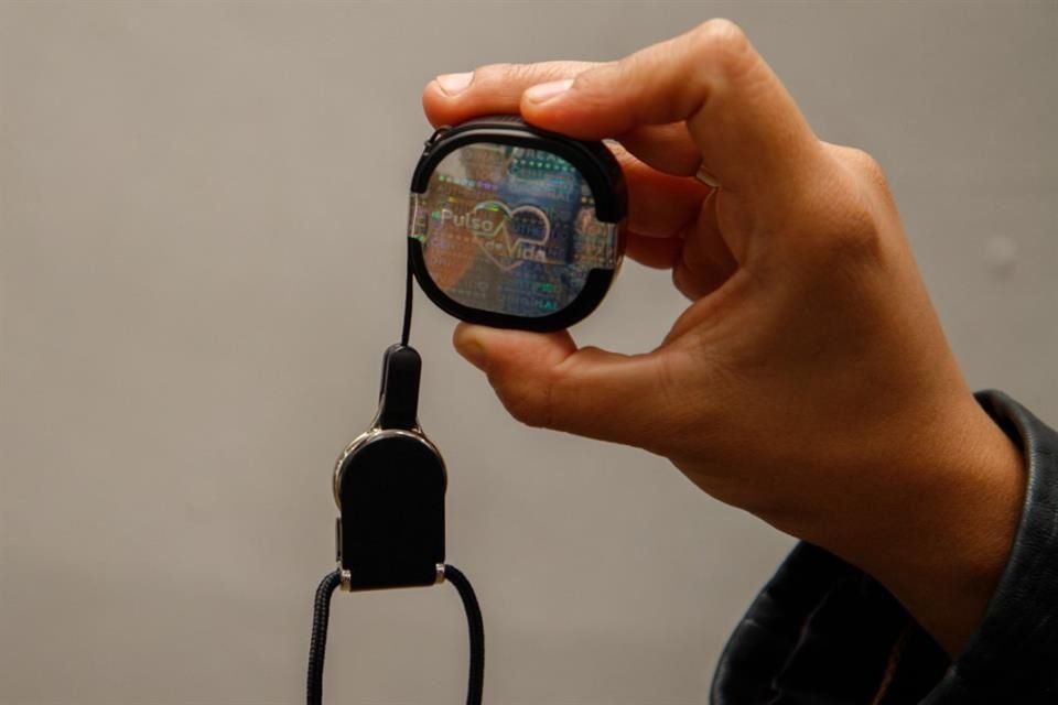 SISEMH contempla dar seguimiento a la entrega de dispositivos Pulsos de Vida a mujeres violentadas