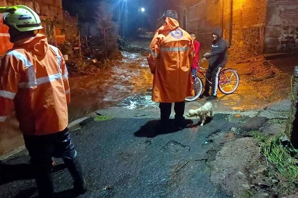 Quince viviendas resultan afectadas tras lluvias en Michoacán.