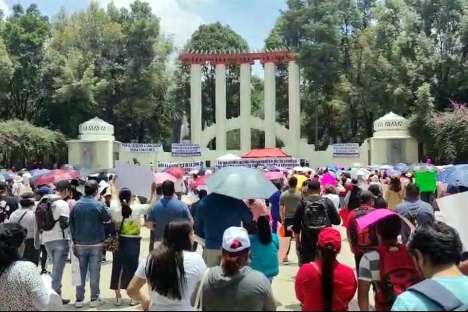 Este sábado al mediodía, organizaciones vecinales se reúnen en el Foro Lindbergh del Parque México, en la Colonia Condesa, para una asamblea donde abordarán propuestas sobre la gentrificación.