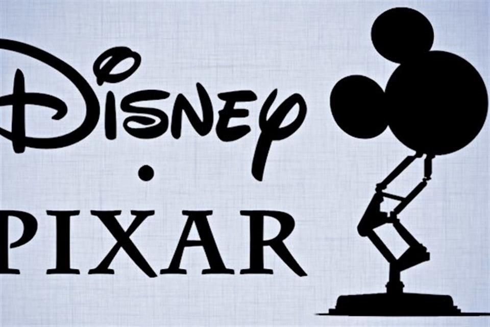 En 2006, Disney adquirió Pixar por más de 7 mil millones de dólares, consolidando su legado conjunto en la animación.